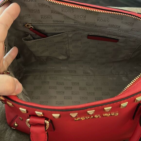 Michael Kors studded Sandrine Satchel W/ Matching Wallet & Original Strap - Picture 8 of 9